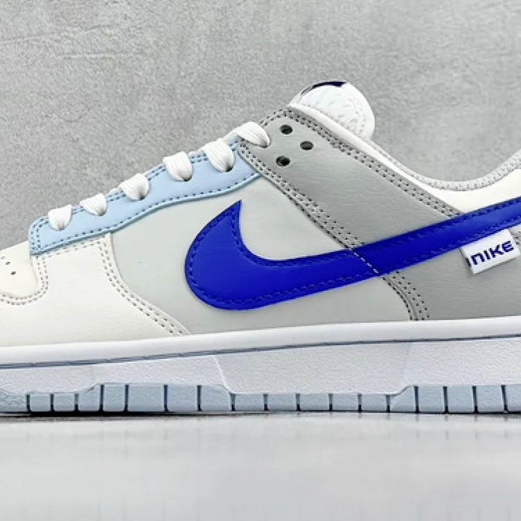 NIKE SB DUNK