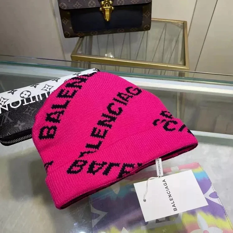  Balenciaga Beanie