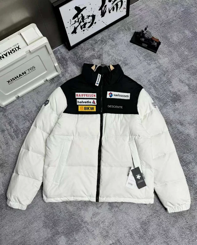  Descente Ski Jacket -4