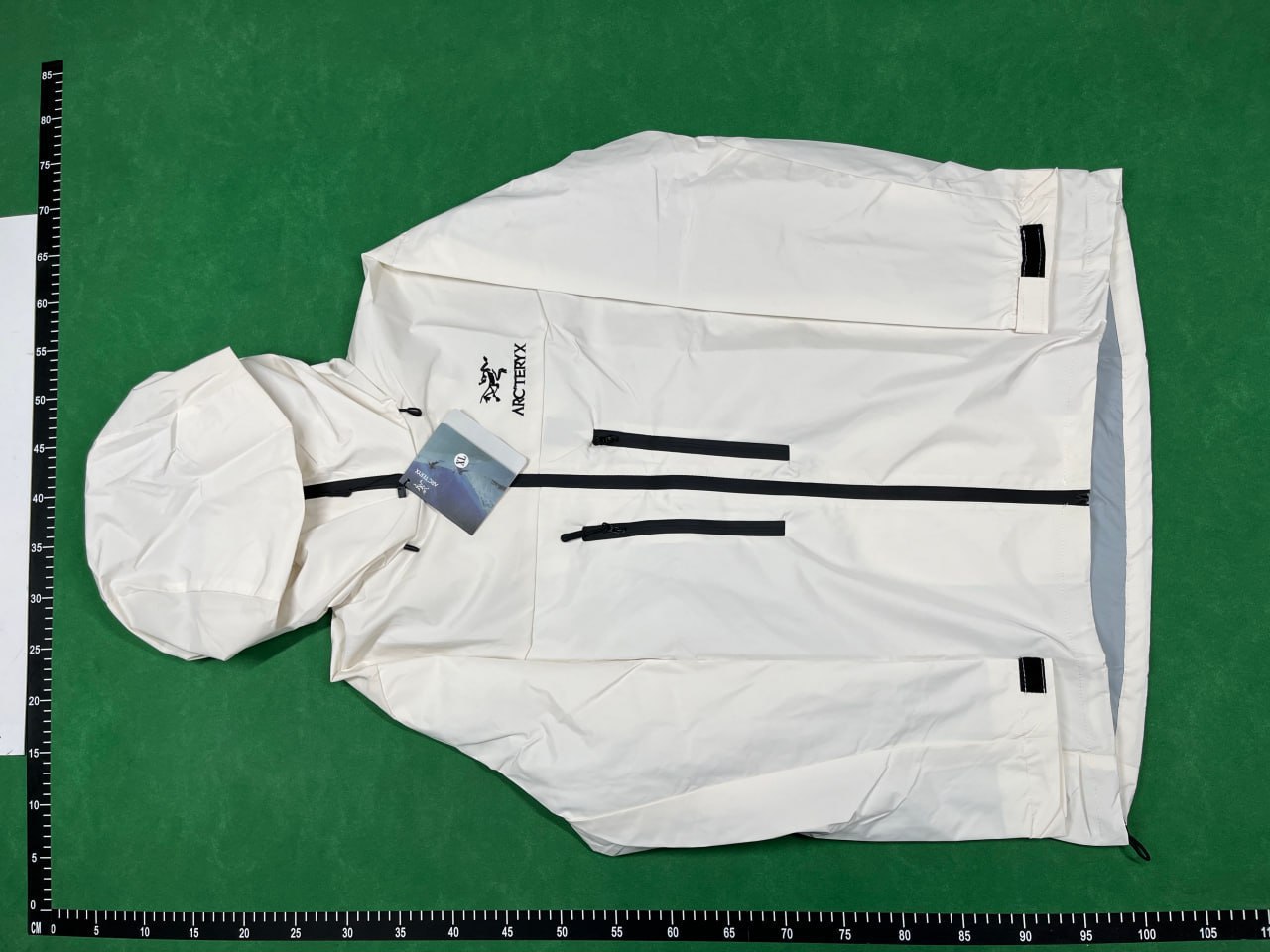 CAZADORA ARCTERYX -4