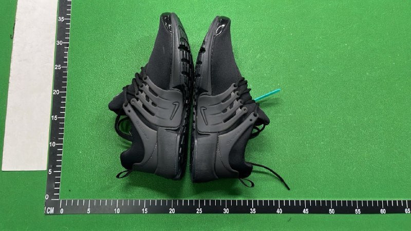 Nike Air Presto -3