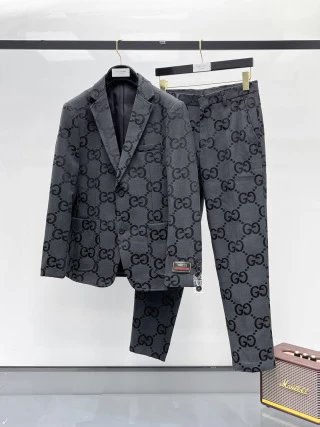     gucci suit  -3