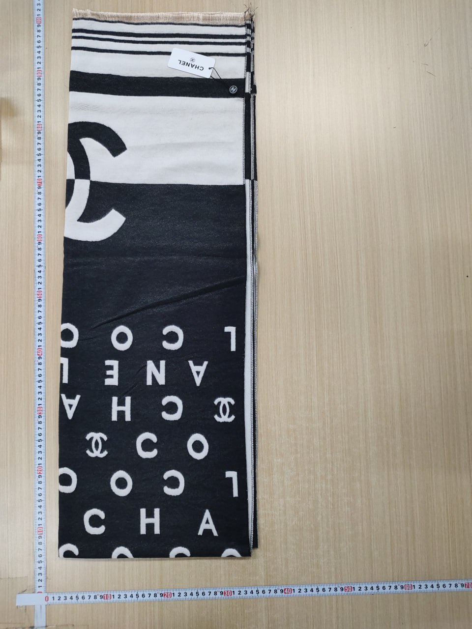  CHANEL scarf -2