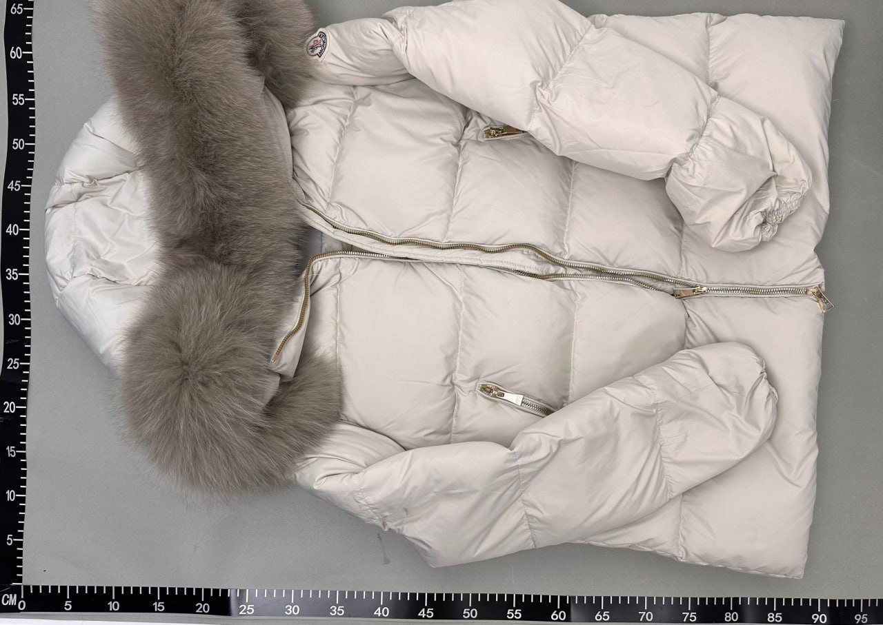 Moncler Laichefur Down Jacket -4