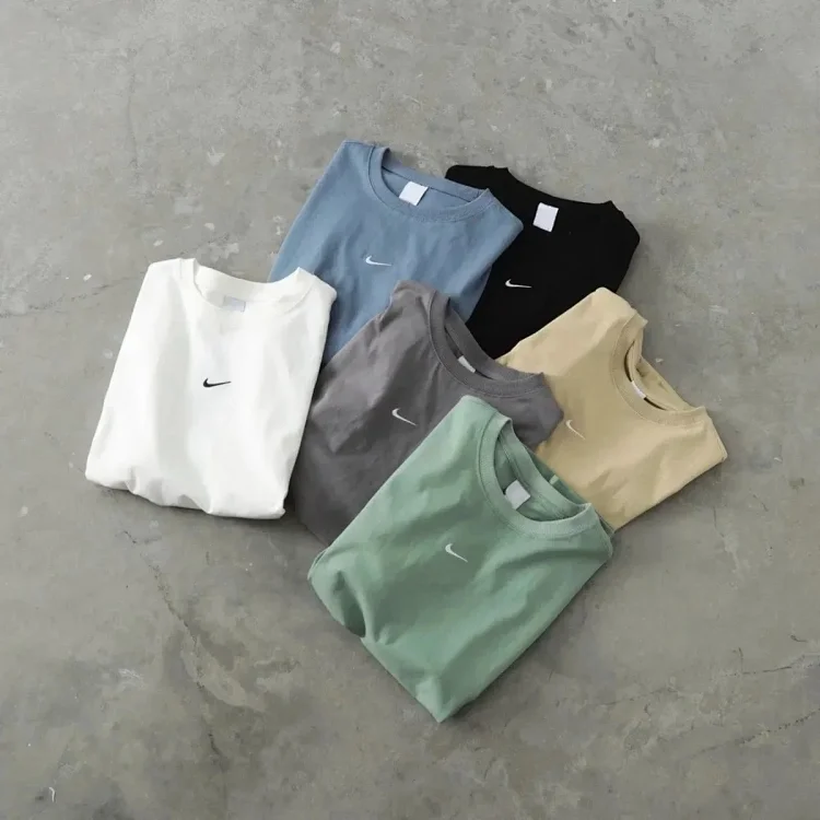 NIKE TEE                      