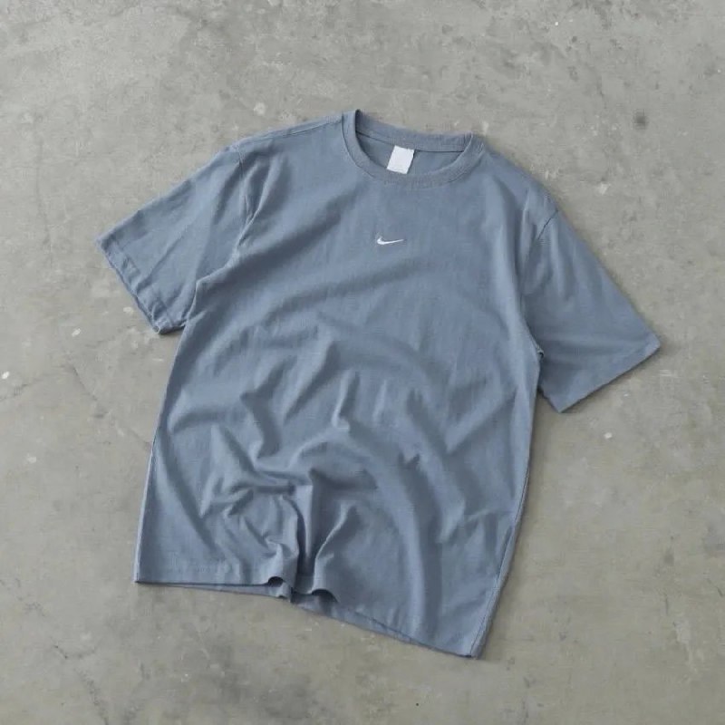 NIKE TEE                          1       -4