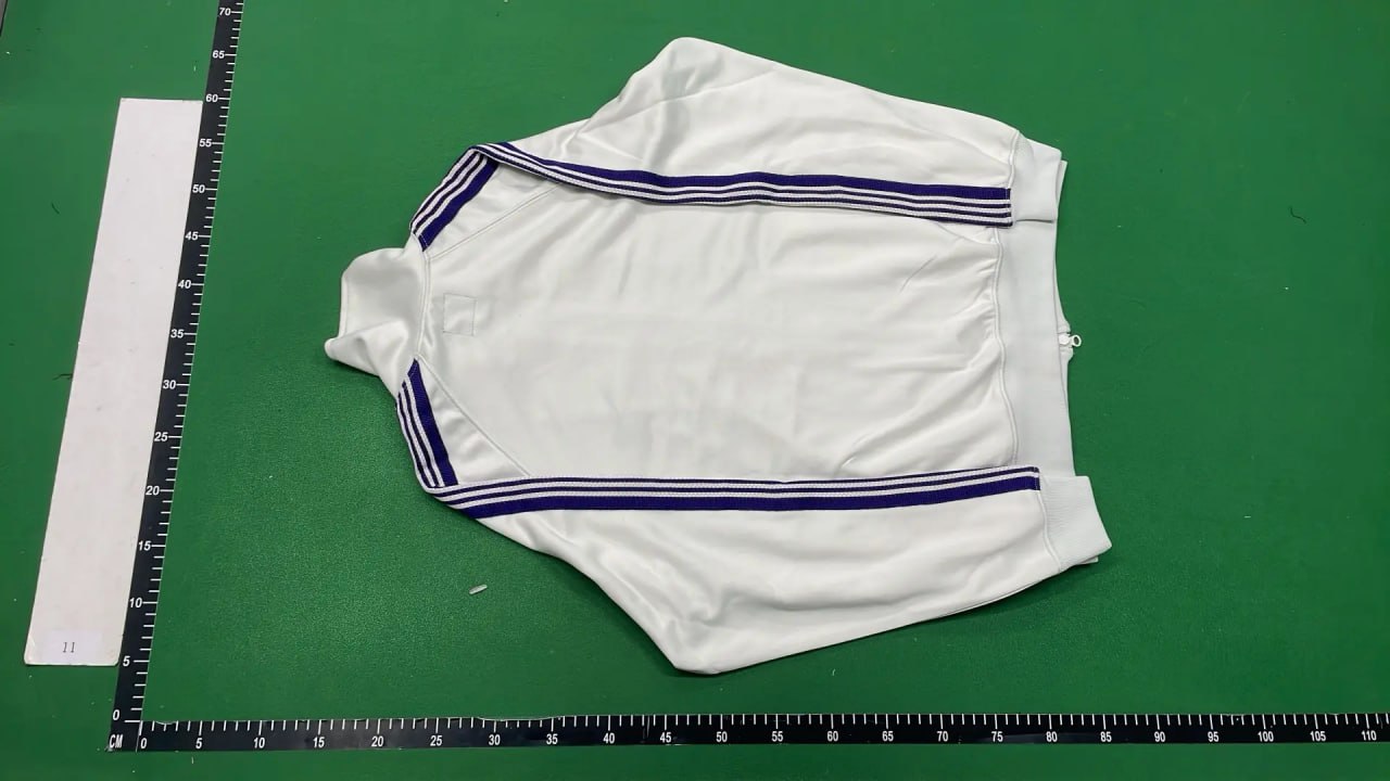 Needles Creates Suit                                 -3