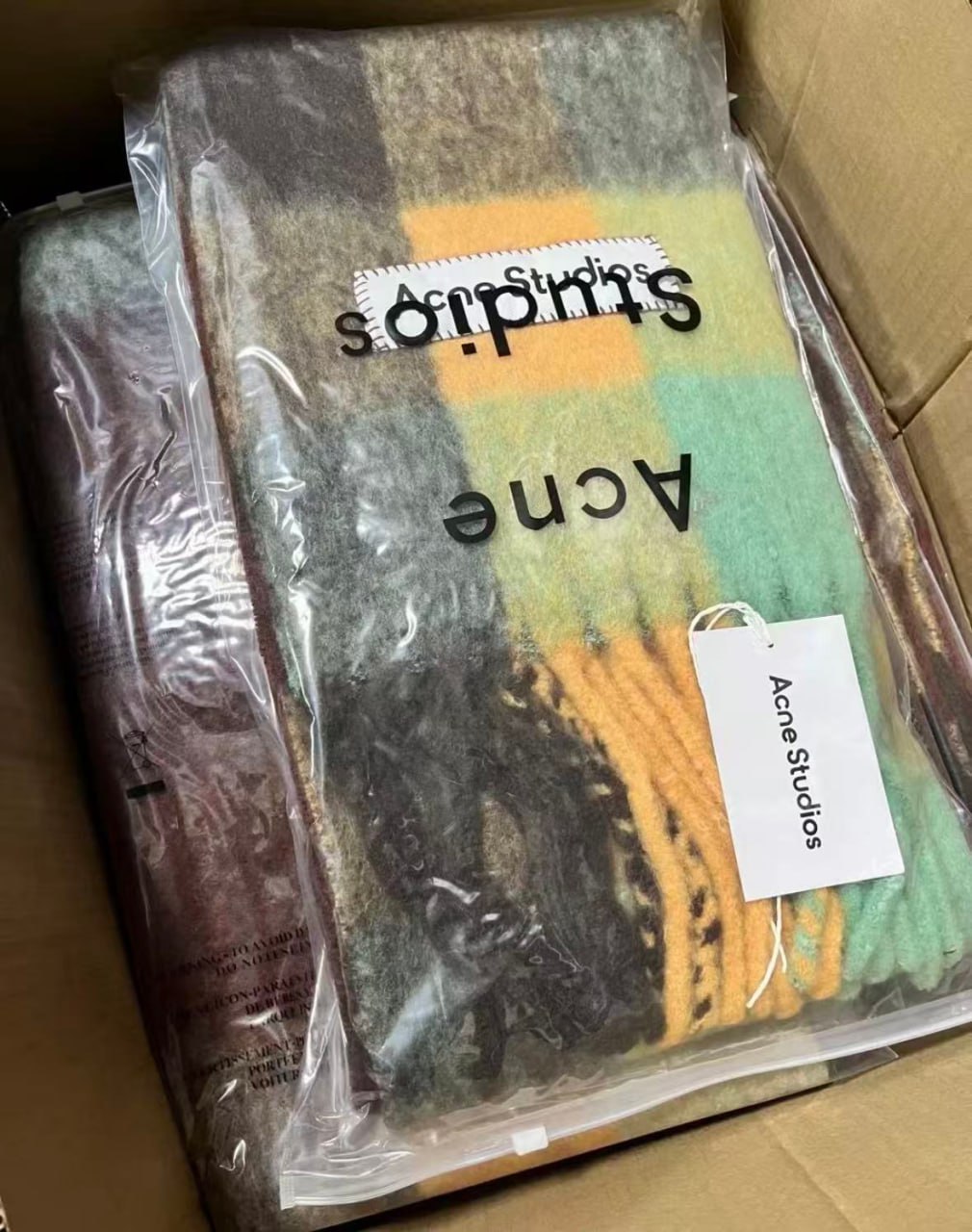 Acne Studios scarf -5