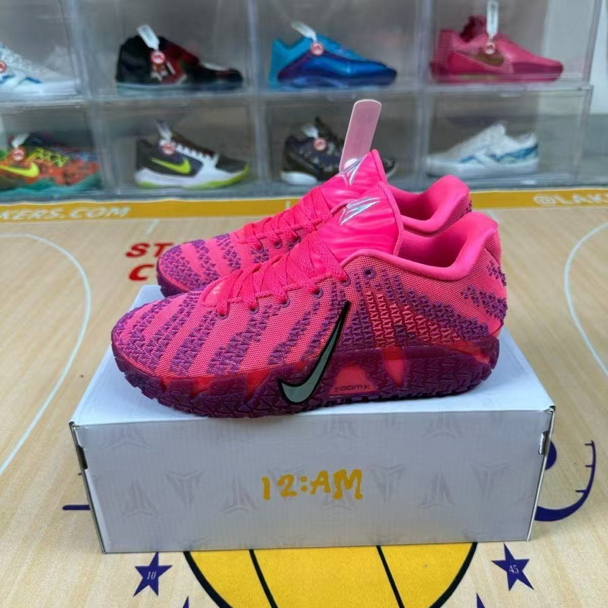 Nike Ja 3                                 -5