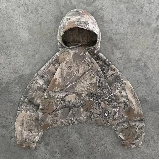 Akimbo Club Hoodies                                 -4