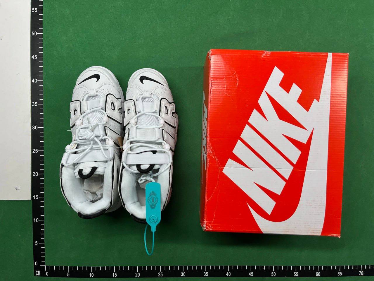 NIKE Moer UPTEMPO -4