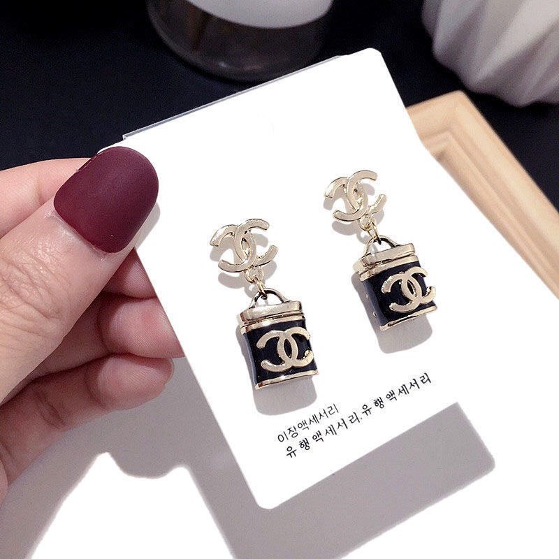  Chanel Fashion Earrings -2
