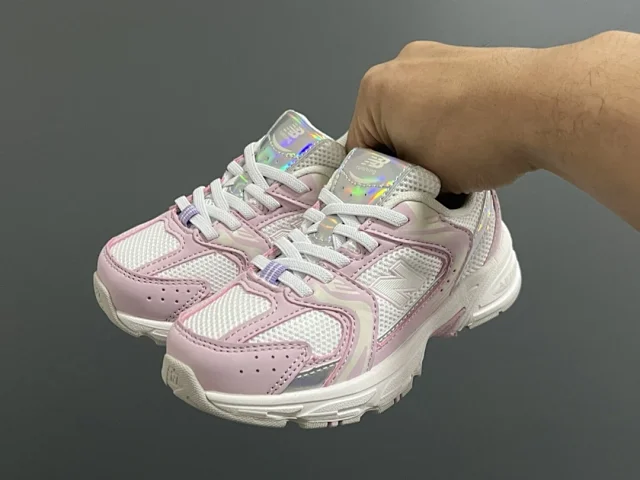   NB kids shoes