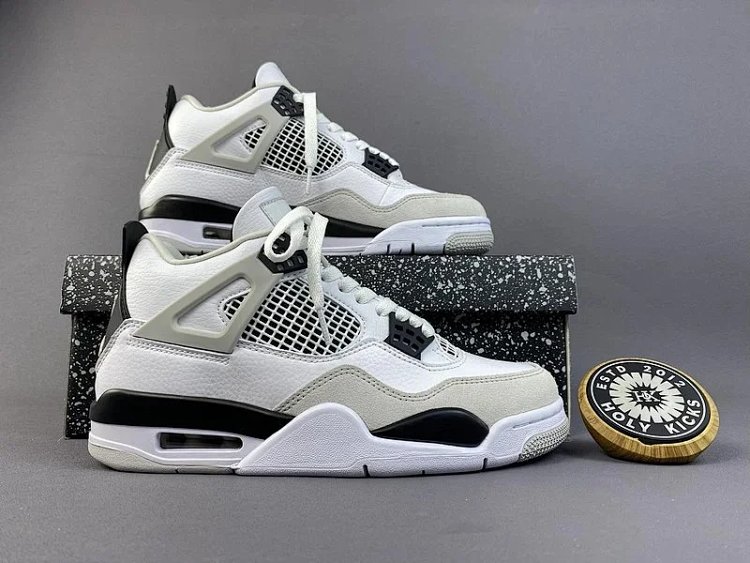  NIKE AIR JORDAN 4 -4