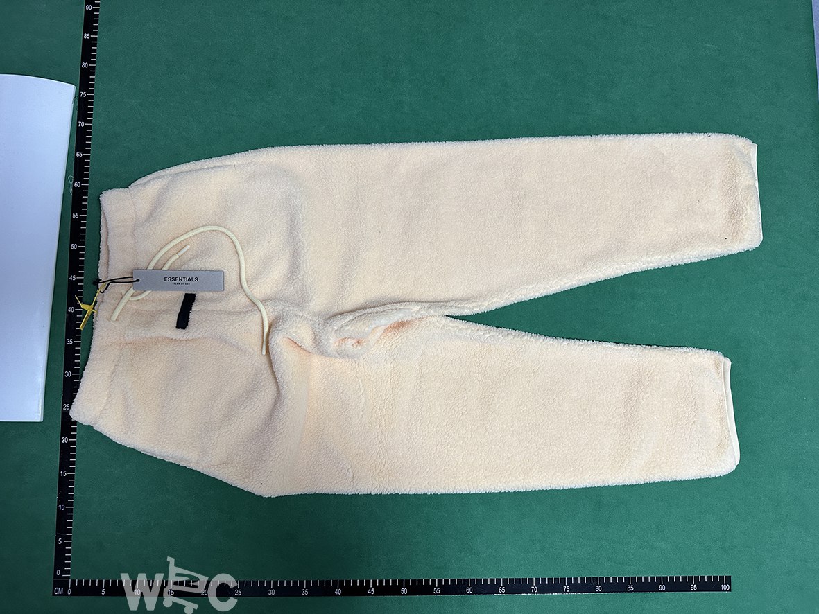  Essentials Tracksuit -3