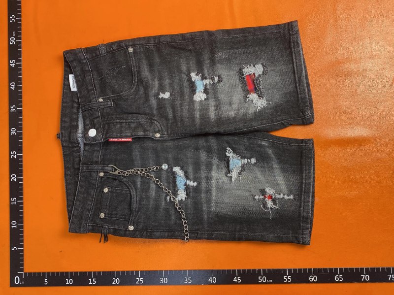  Dsquared2  shorts (40 -2