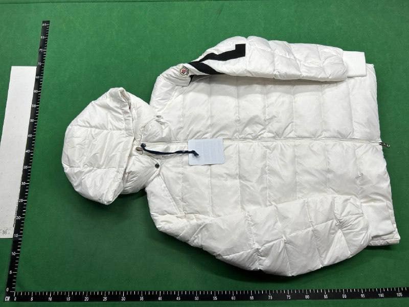    Moncler down jacket   (40 CP) -5