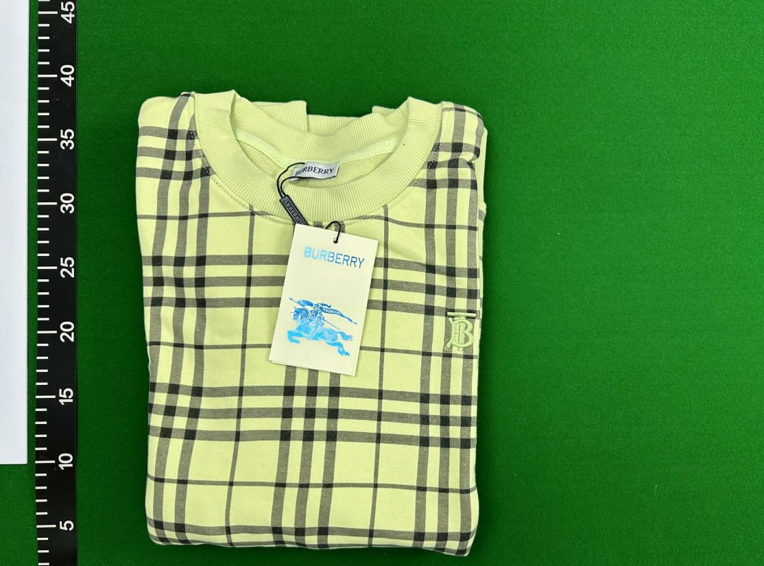 Burberry Sweater2 -2