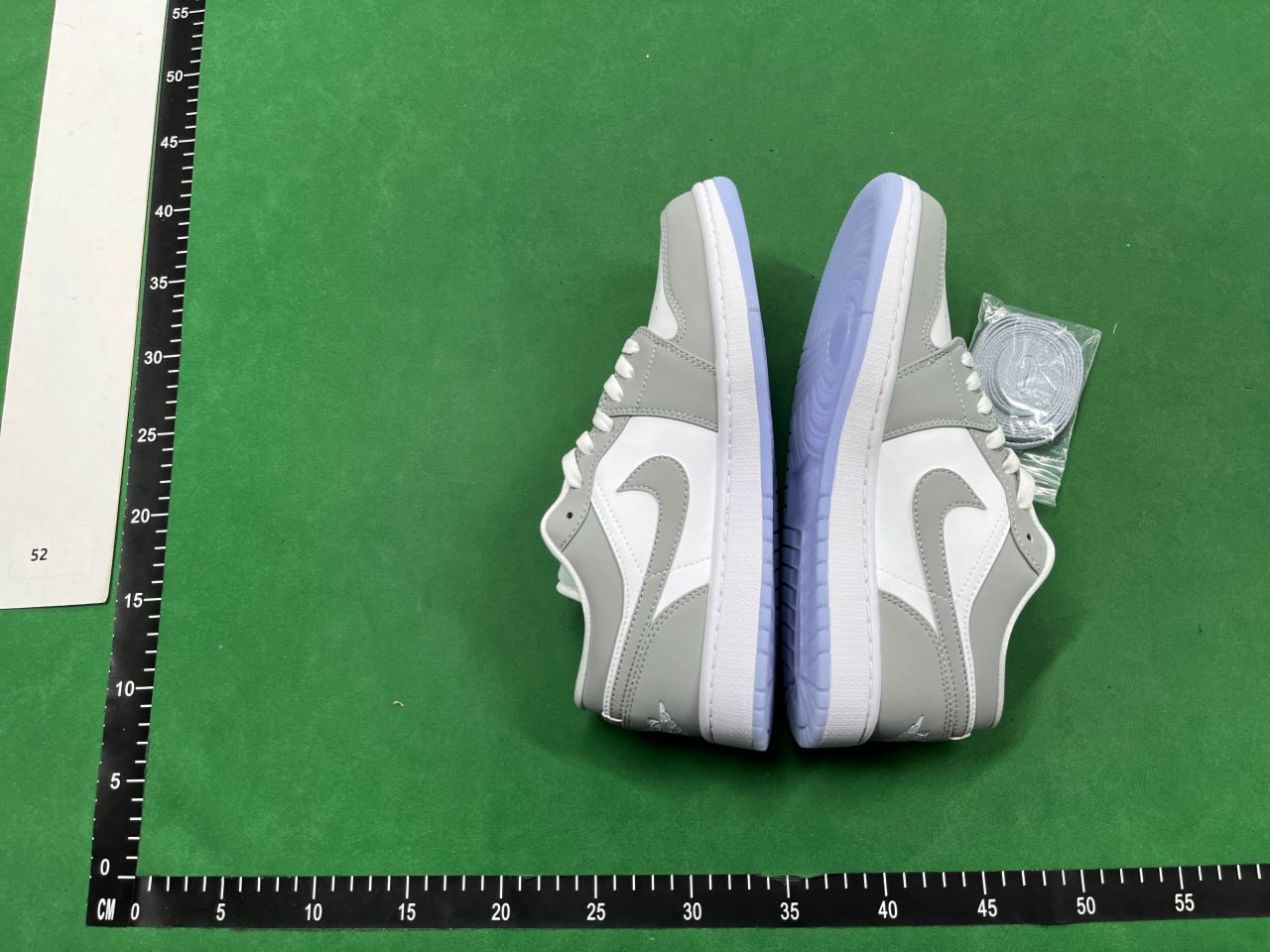  W-AJ1 Low-1 -4