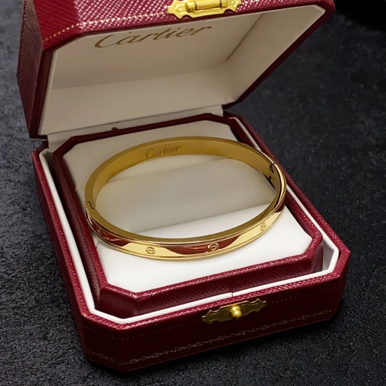 新款时尚手镯