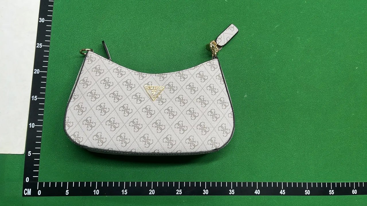  GUESS Underarm bag -4