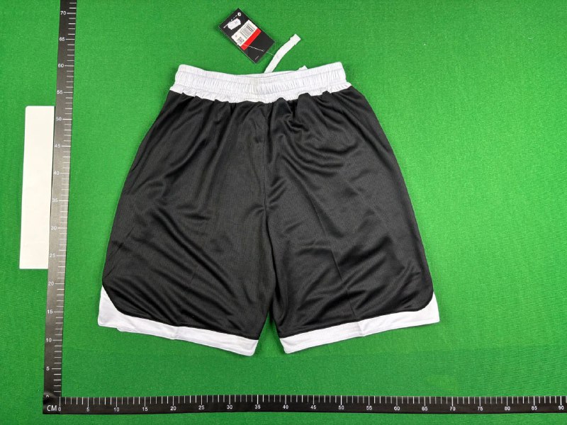 Nike shorts3 -4