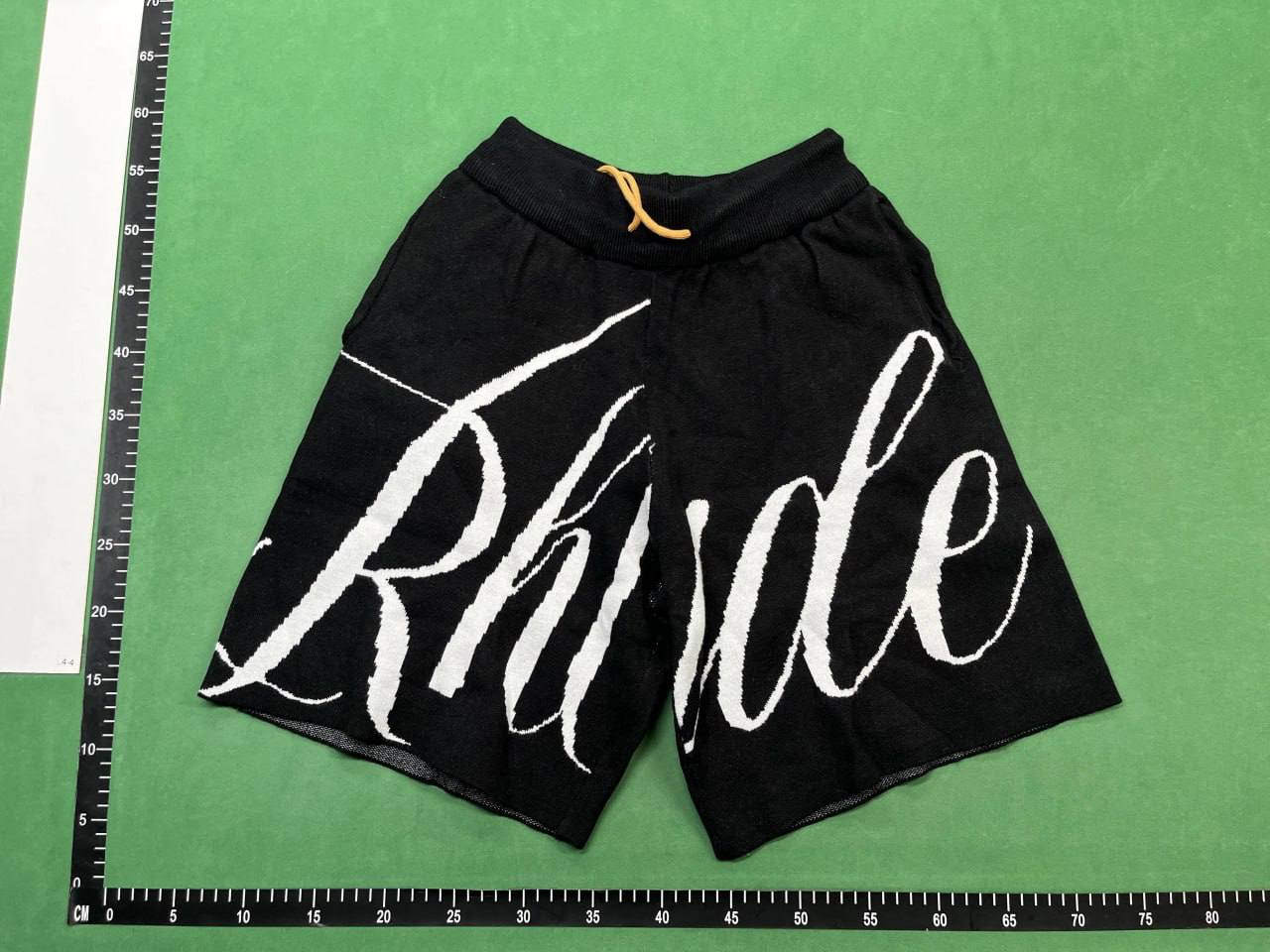 Rhude shorts  (40 CP) -4