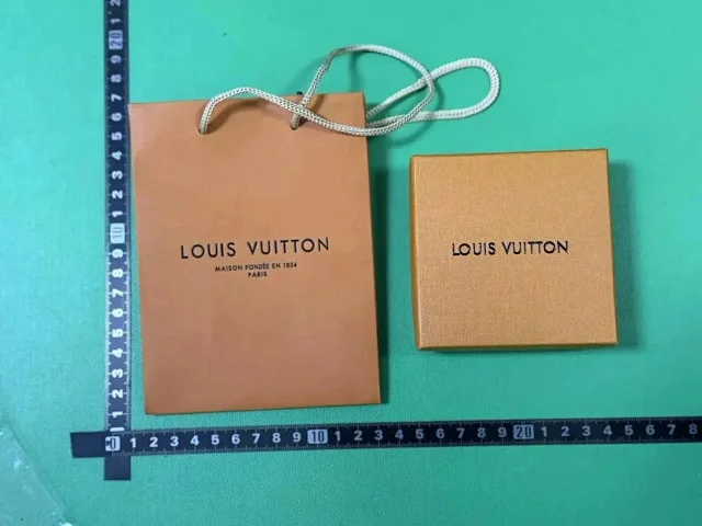   Louis Vuitton LV Thai silver style bracelet -2