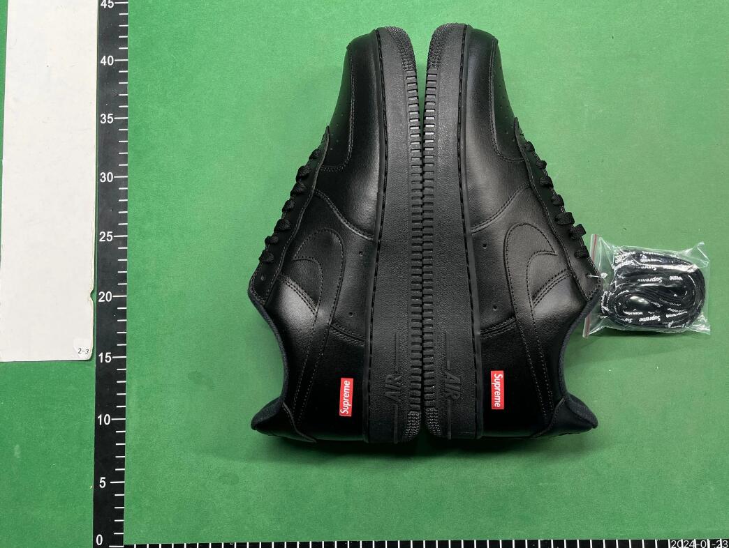    Nike Air Force 1 Supreme -4
