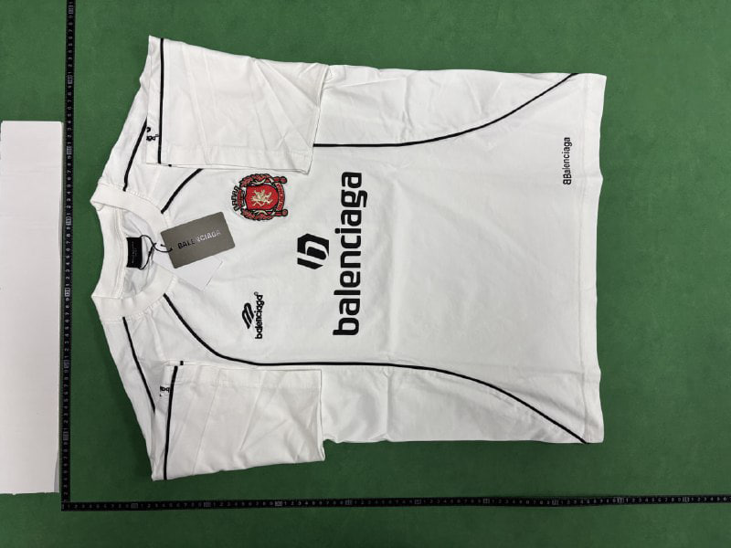  Balenciaga T-SHIRT -2