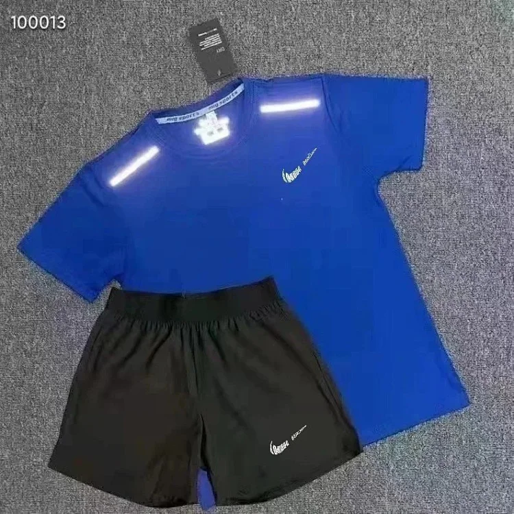 Nike Reflective T-Shirt/Shorts