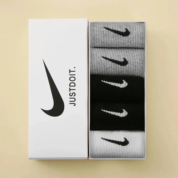 Nike Just Do It Socks [40 styl