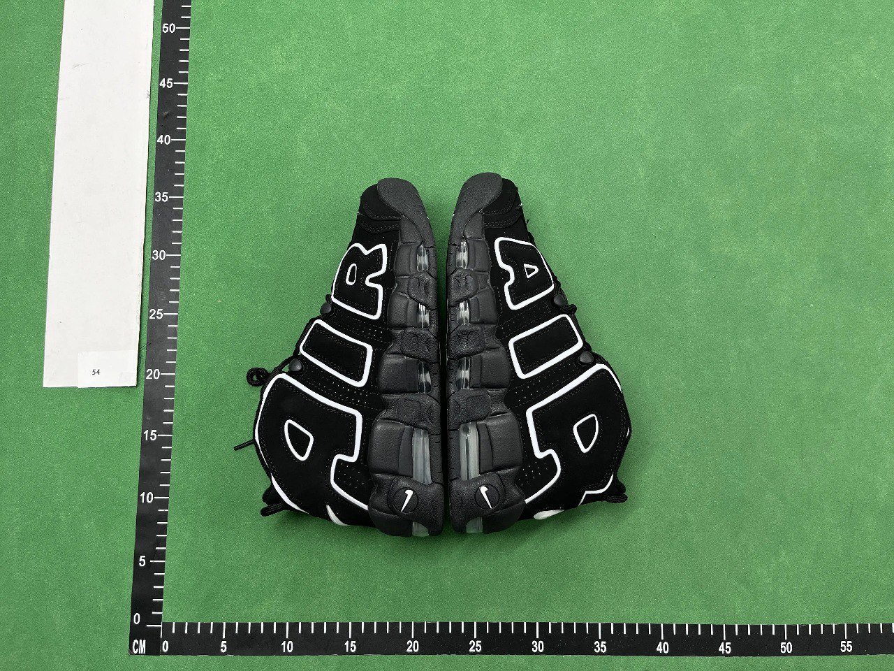  NIKE Moer UPTEMPO -4