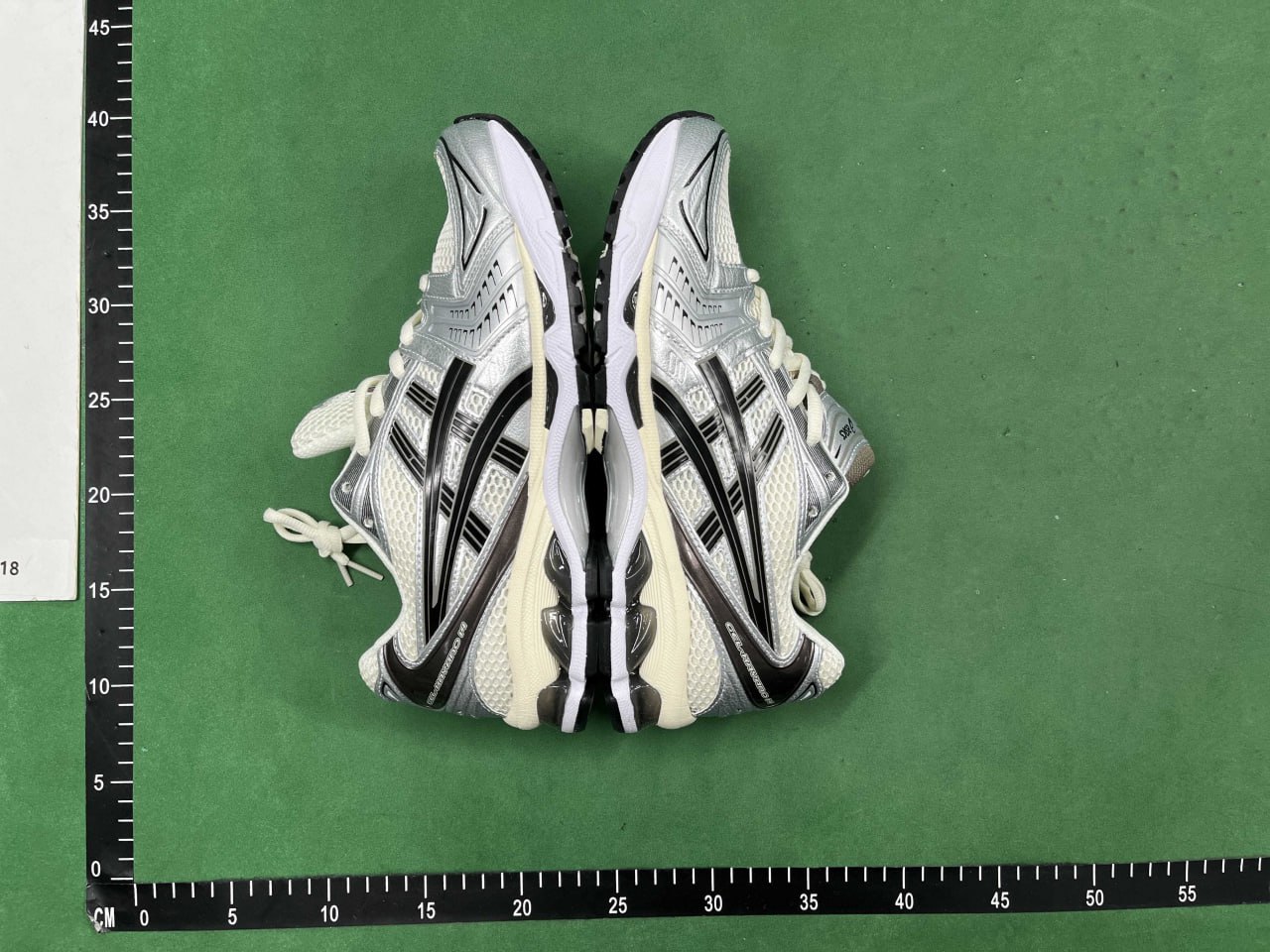  ASICS Gel-Kayano 14 -3