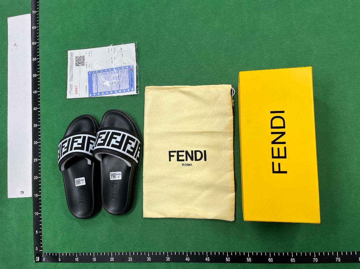  Fendi Slides -4