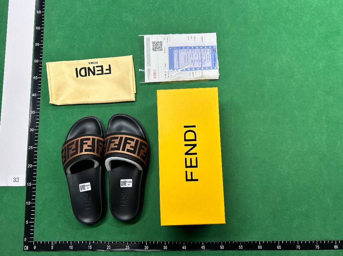  Fendi Slides -3