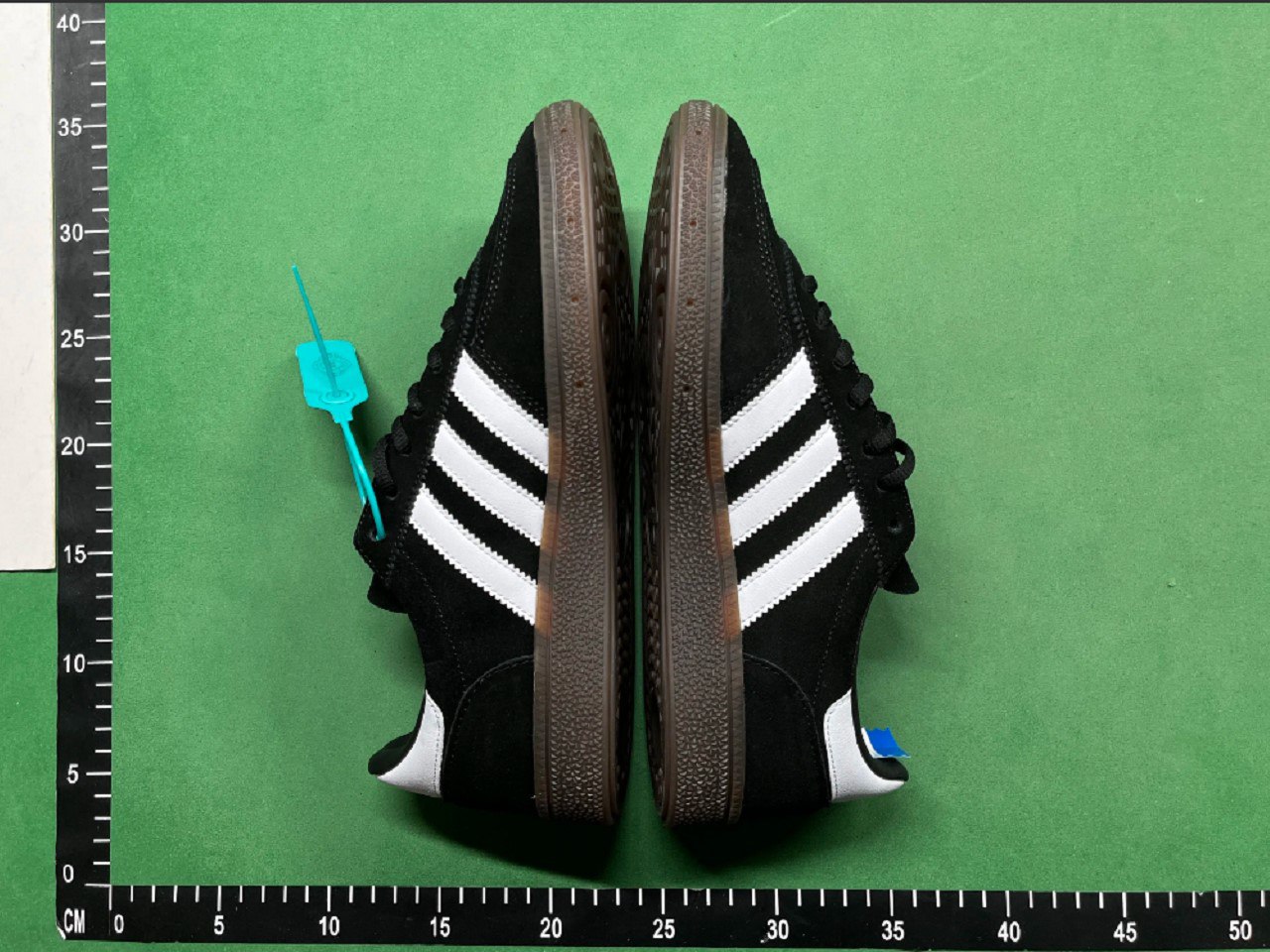Spezial shoes  (23 CP) -3