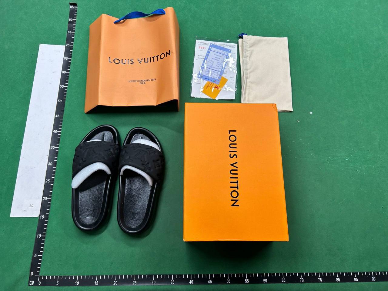  LV slipper -4