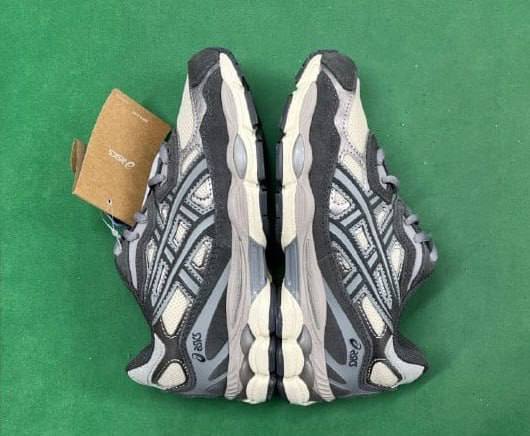 Asics sneakers  -2