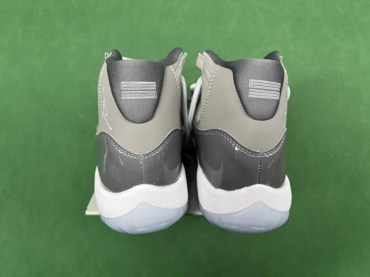   AJ 11 Retro -2