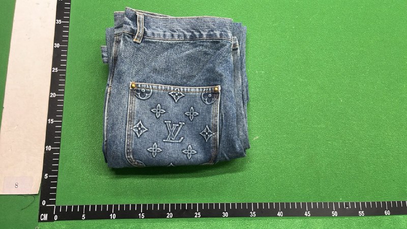 Louis Vuitton Pants  -2