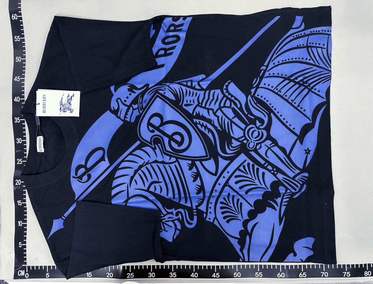 Burberry tee -4