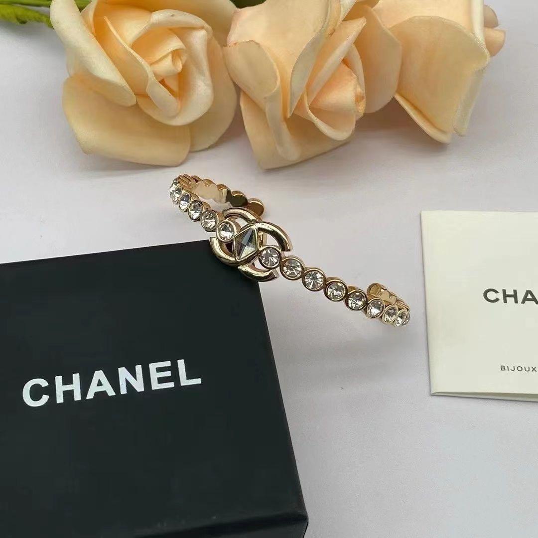   Chanel Fashion Bracelet -4