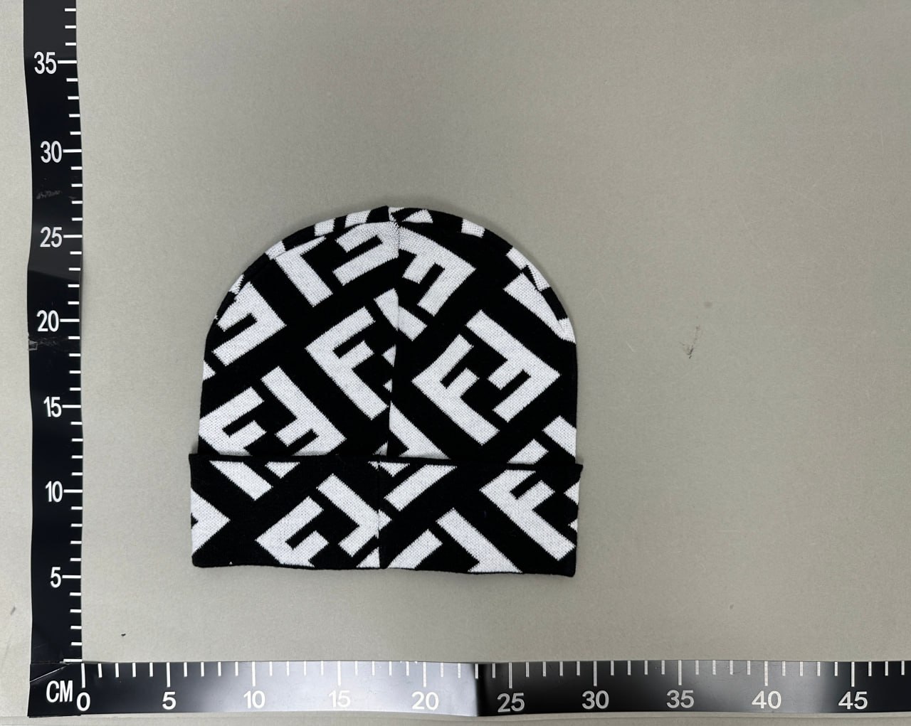 Fendi Knitted Hat -2