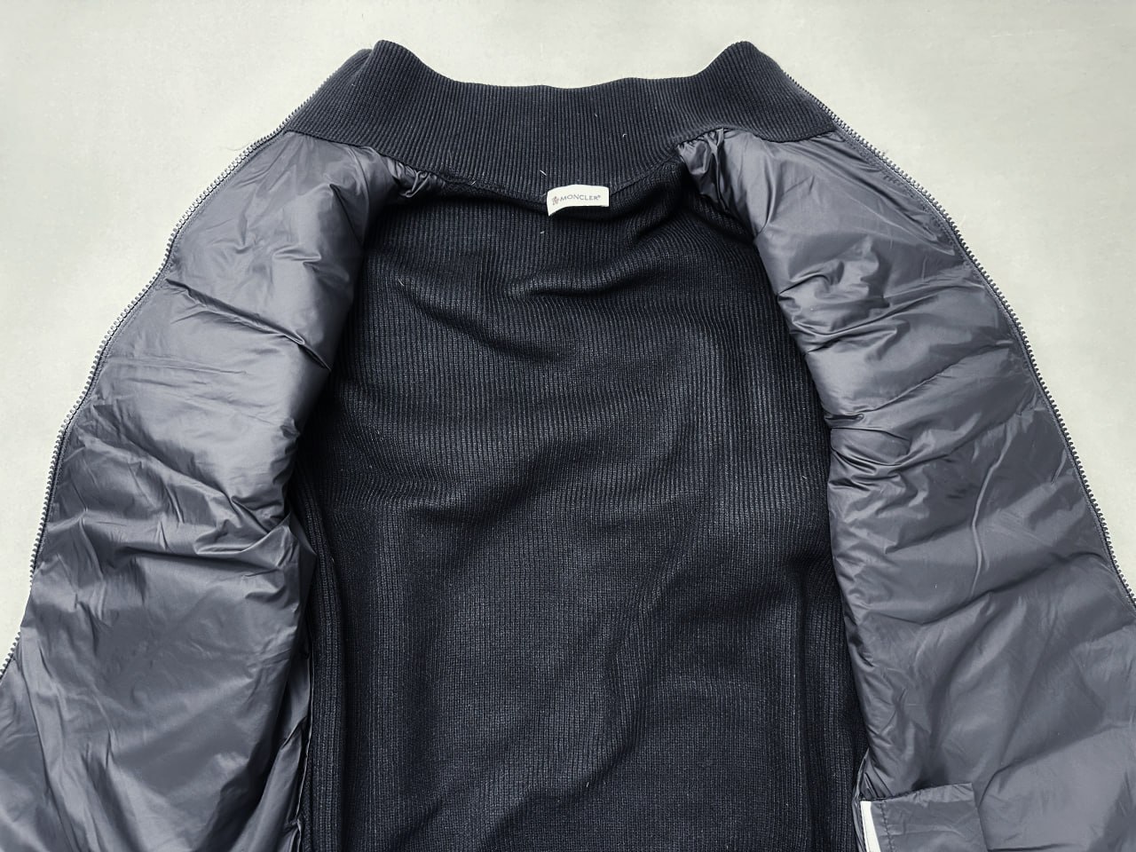 Moncler Quilted Jacket1 -4