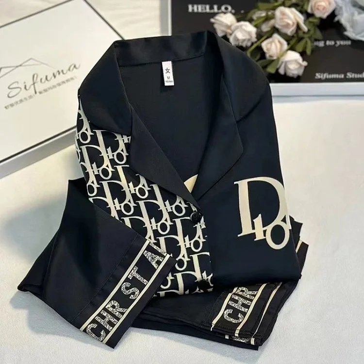  Dior Oblique Silk Pajama Set