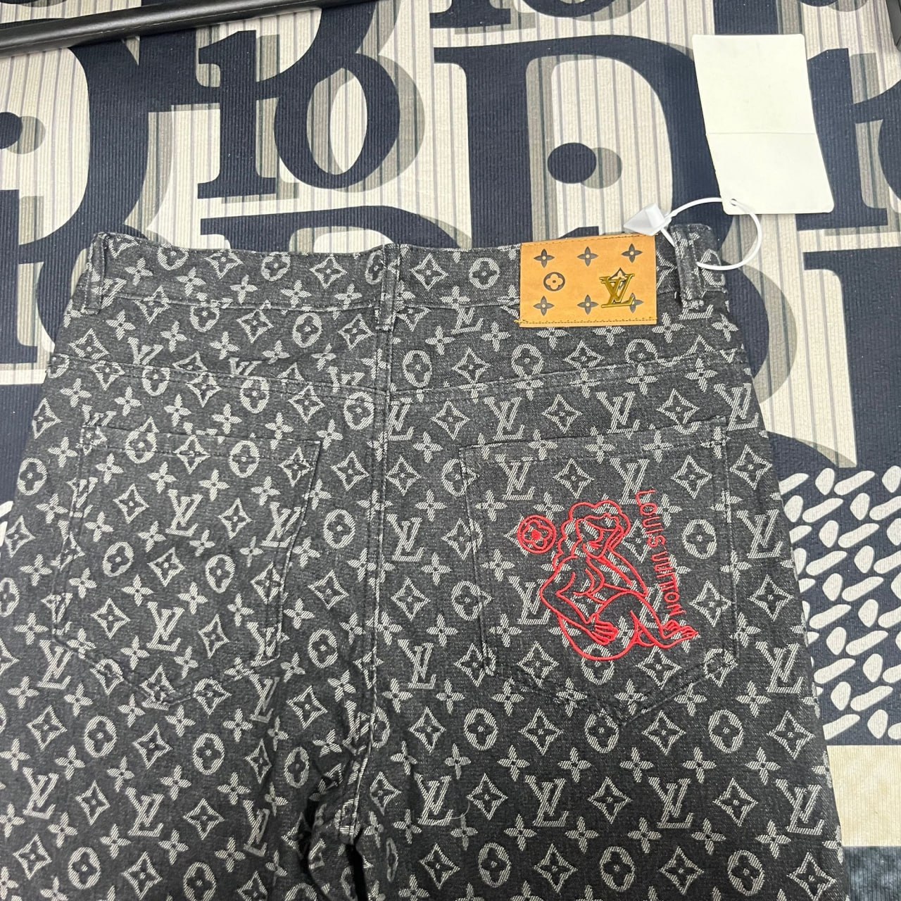  Louis Vuitton Monogram Denim Jeans -3