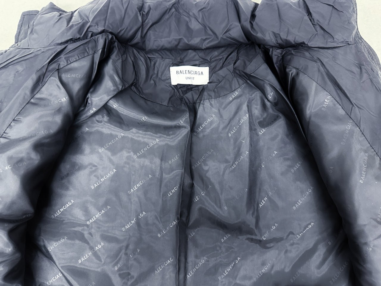  Balenciaga Down Jacket -4