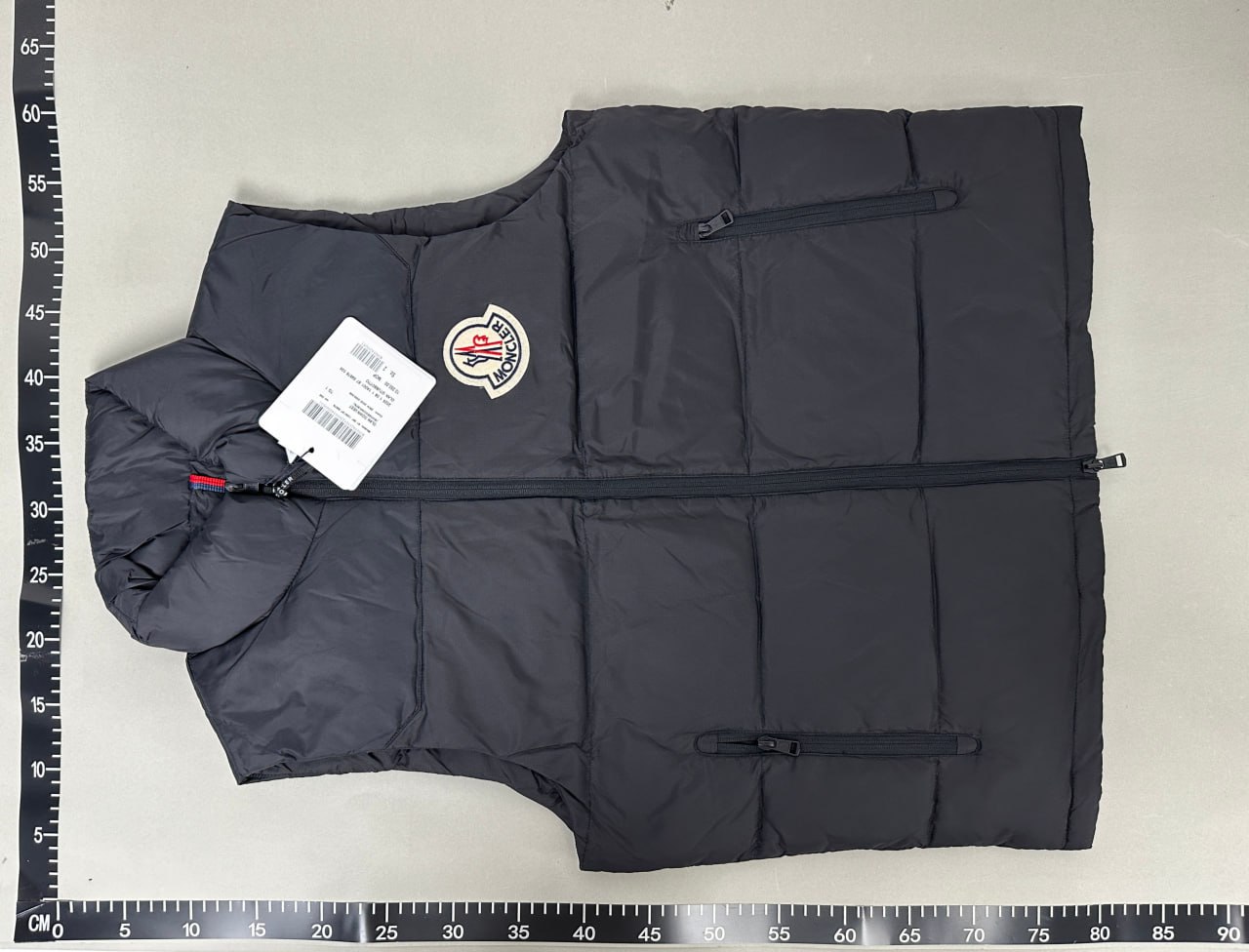  Moncler Vest1 -3