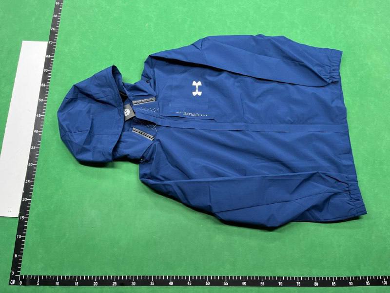 Under armor Windbreaker -5